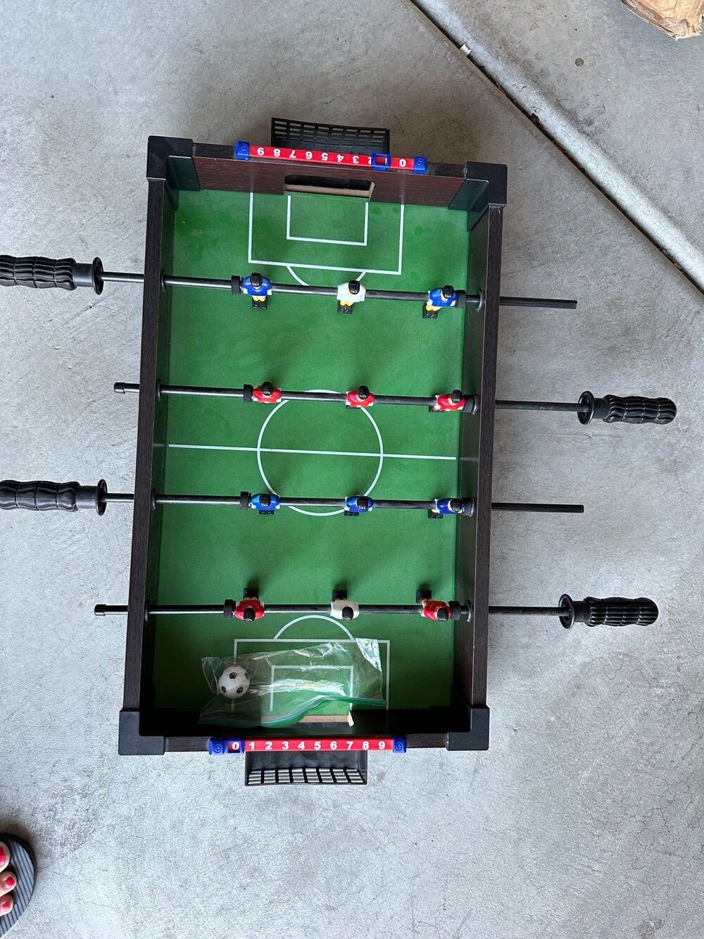 Like new Tabletop Sharper Image Fooseball game